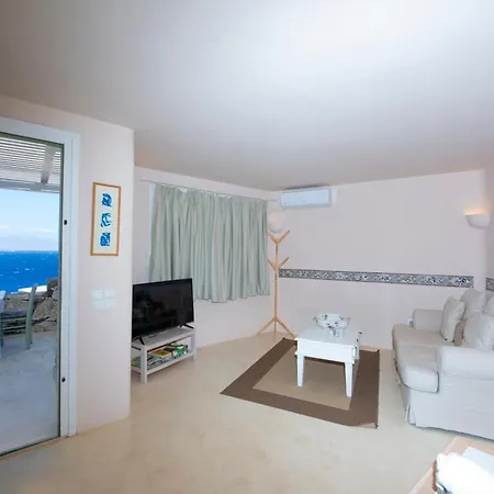 Апартаменты Marialena's *