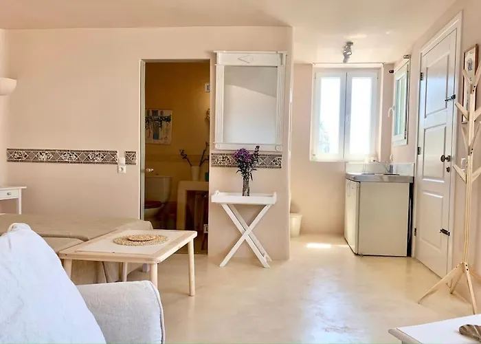 Marialena's * Agios Ioannis Diakoftis